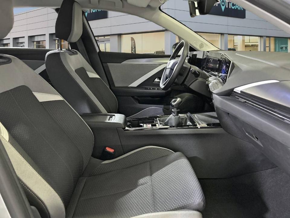 Opel Astra 1.2T XHT 96kW (130CV) Edition