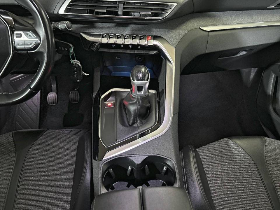 Peugeot 5008 1.2 PureTech 96KW (130CV) S&S Allure