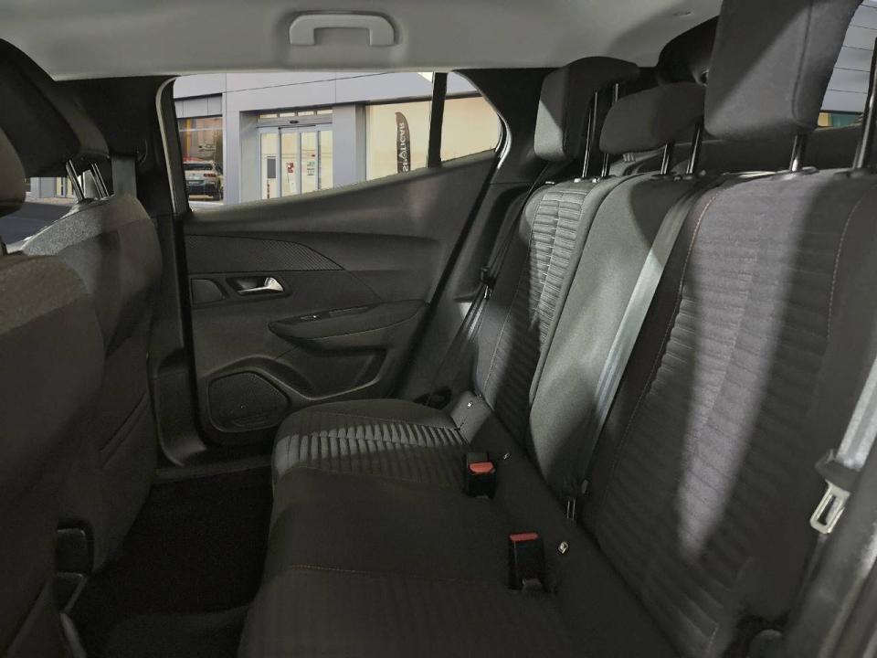 Peugeot 2008 Active Pack Puretech 100 S&S BVM6