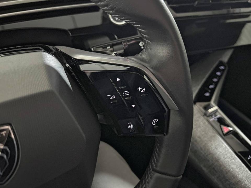 Peugeot 3008 Hybrid 1.2 100KW Allure eDCS6