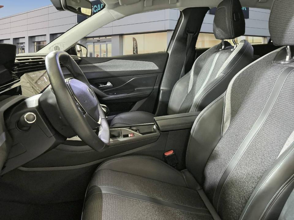 Peugeot 308 5P Allure PureTech 130 S&S MAN