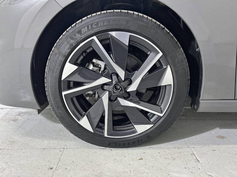 Peugeot 308 5P Allure PureTech 130 S&S MAN