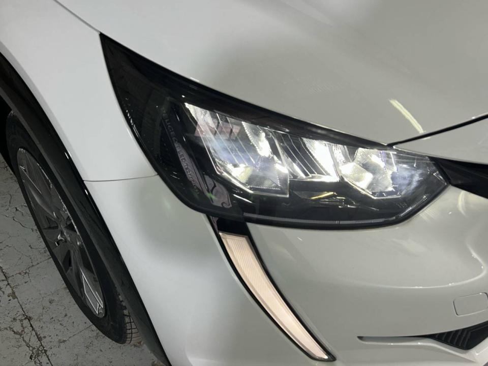 Peugeot e-208 Eléctrico Allure Pack