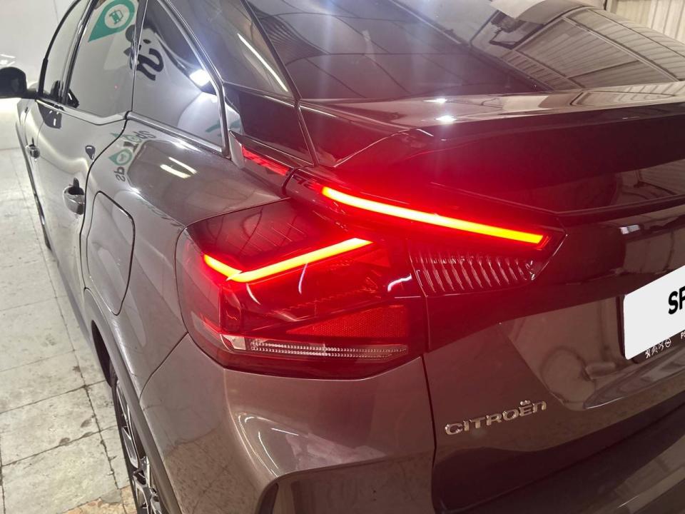 Citroen ë-C4 ë-C4 eléctrico 100kW Shine