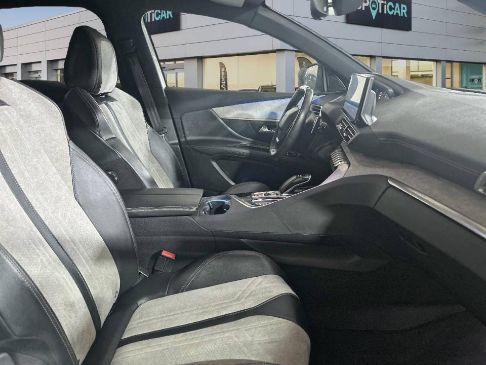 Peugeot 3008 Hybrid 225 e-EAT8 GT