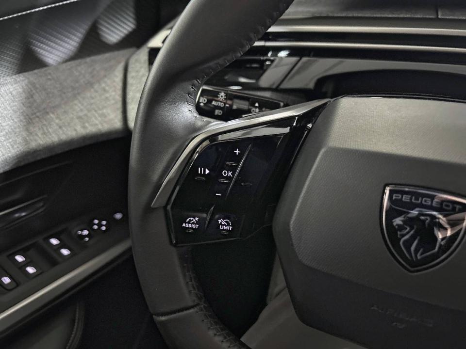 Peugeot 3008 Hybrid 1.2 100KW Allure eDCS6