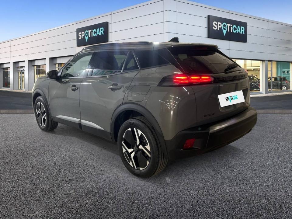 Peugeot 2008 Allure Gasolina 100 S&S 6 Vel. MAN