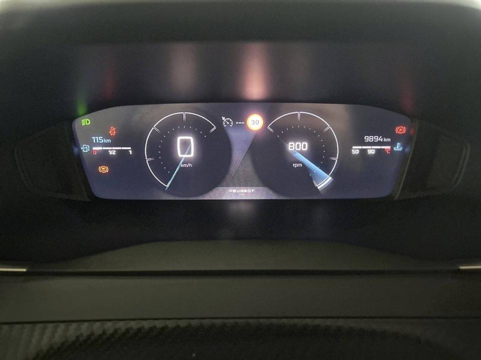 Peugeot 2008 Allure Gasolina 100 S&S 6 Vel. MAN