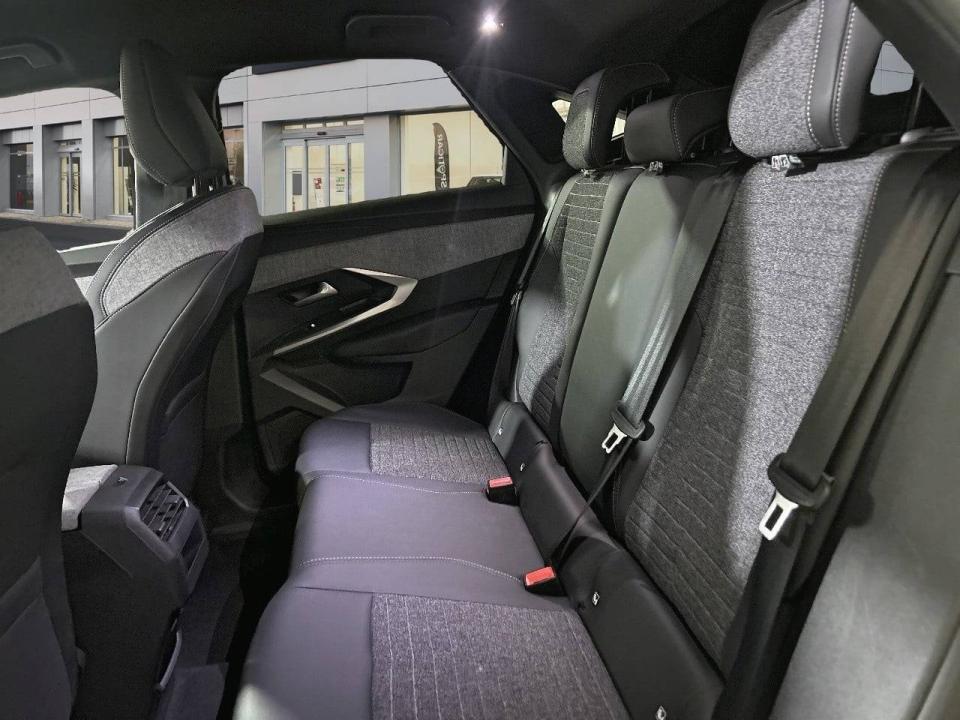 Peugeot 3008 Hybrid 1.2 100KW Allure eDCS6