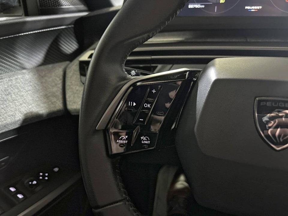 Peugeot 3008 Hybrid 1.2 100KW Allure eDCS6