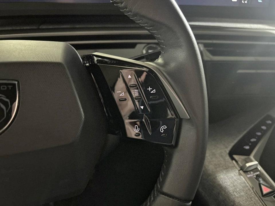 Peugeot 3008 Hybrid 1.2 100KW Allure eDCS6