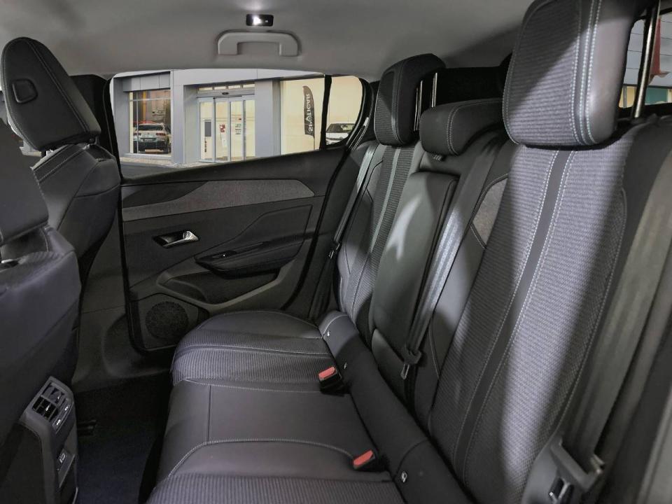 Peugeot 308 5P Allure Pack Puretech 130 S&S MAN