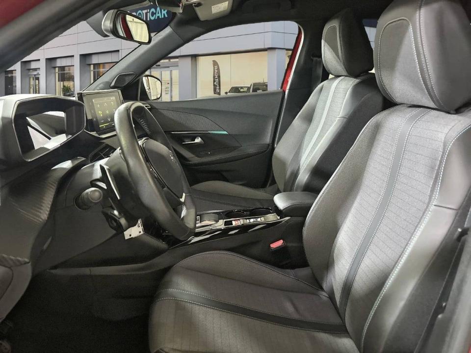 Peugeot 2008 Allure Pack Puretech 130 S&S EAT8