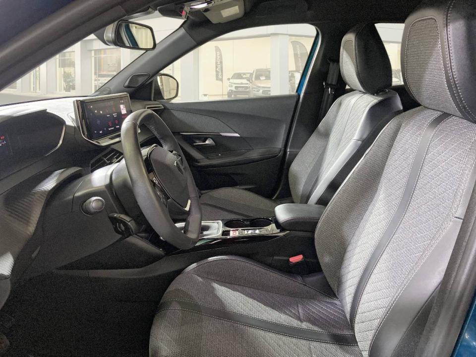 Peugeot 2008 Allure Gasolina 100 S&S 6 Vel. MAN