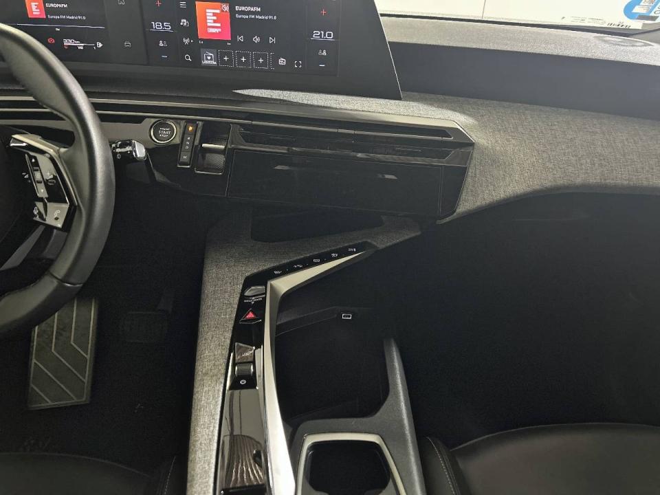 Peugeot 5008 Hybrid 1.2 107KW Allure eDCS6