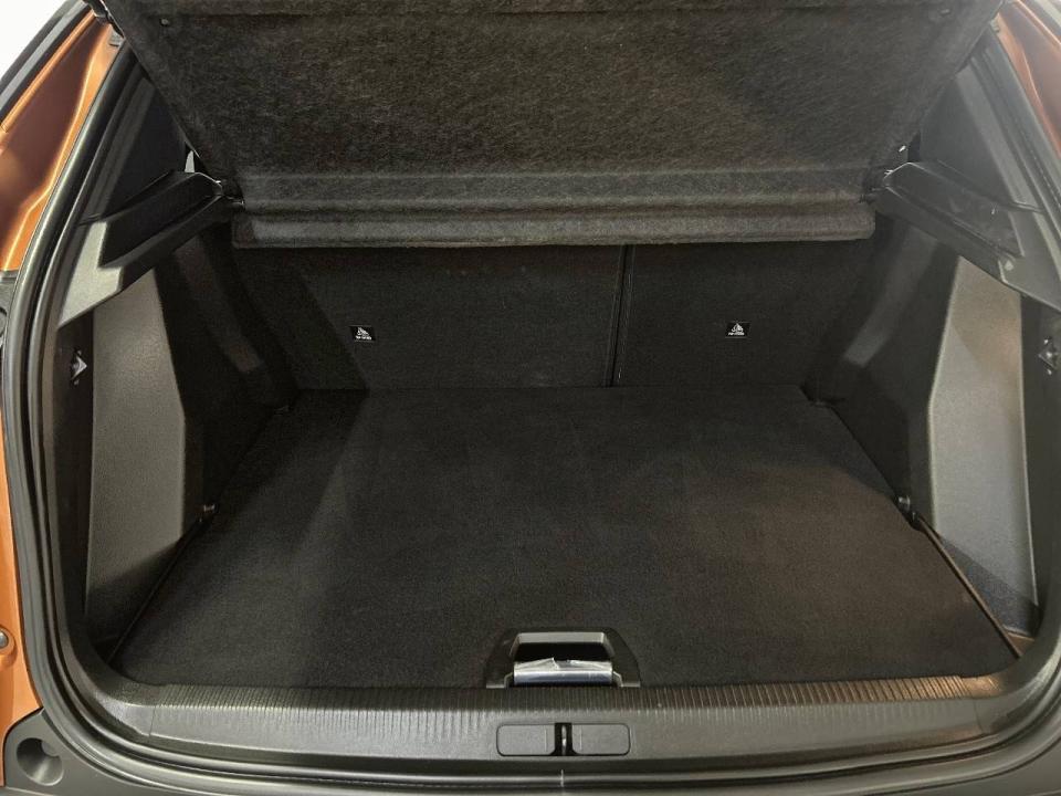 Peugeot 2008 GT Puretech 130 S&S 6 Vel. MAN