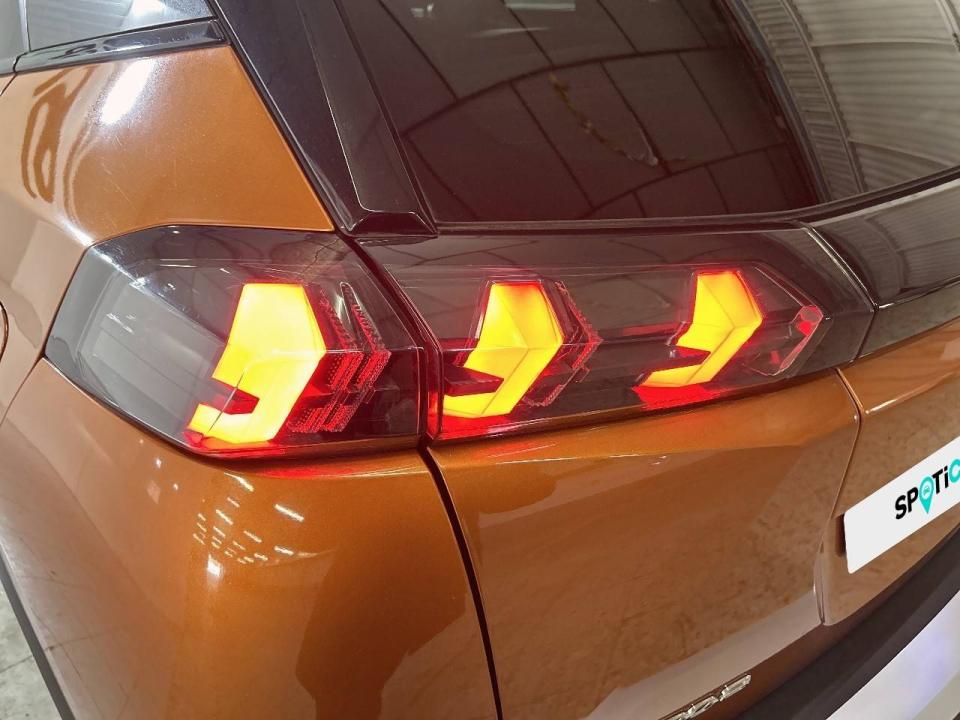 Peugeot 2008 GT Puretech 130 S&S 6 Vel. MAN