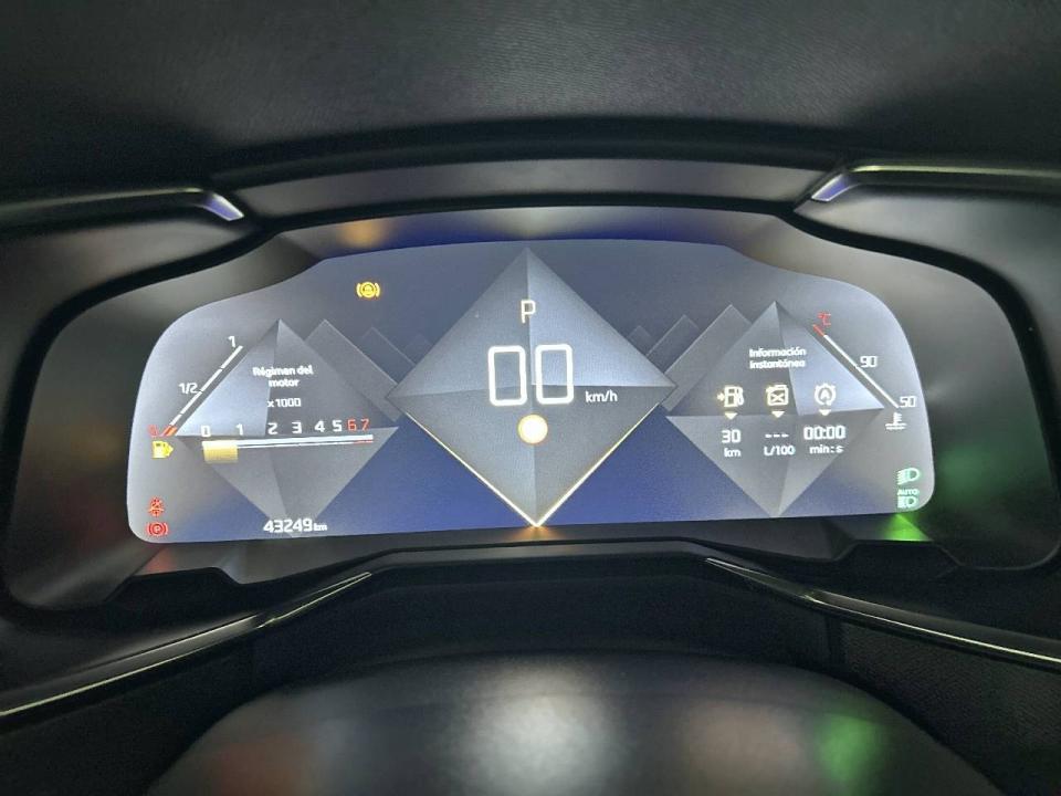 DS DS 7 Crossback PureTech 96kW (130CV) Auto. SO CHIC