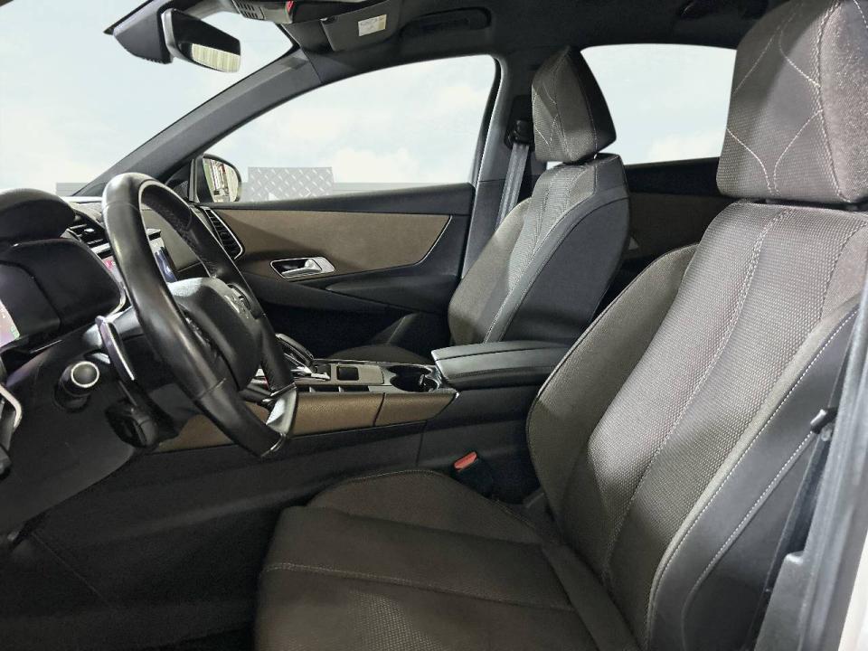 DS DS 7 Crossback PureTech 96kW (130CV) Auto. SO CHIC