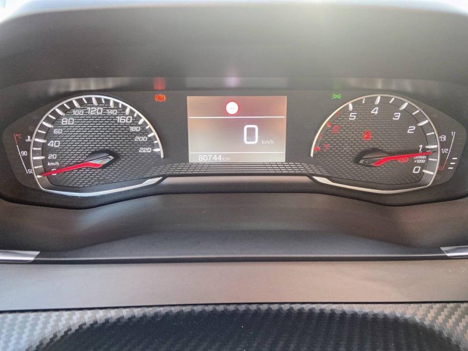 Peugeot 2008 Allure BlueHDI 100 S&S BVM6