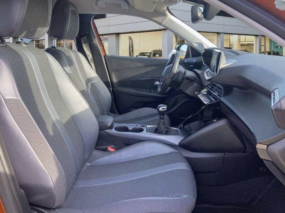 Peugeot 2008 Allure BlueHDI 100 S&S BVM6