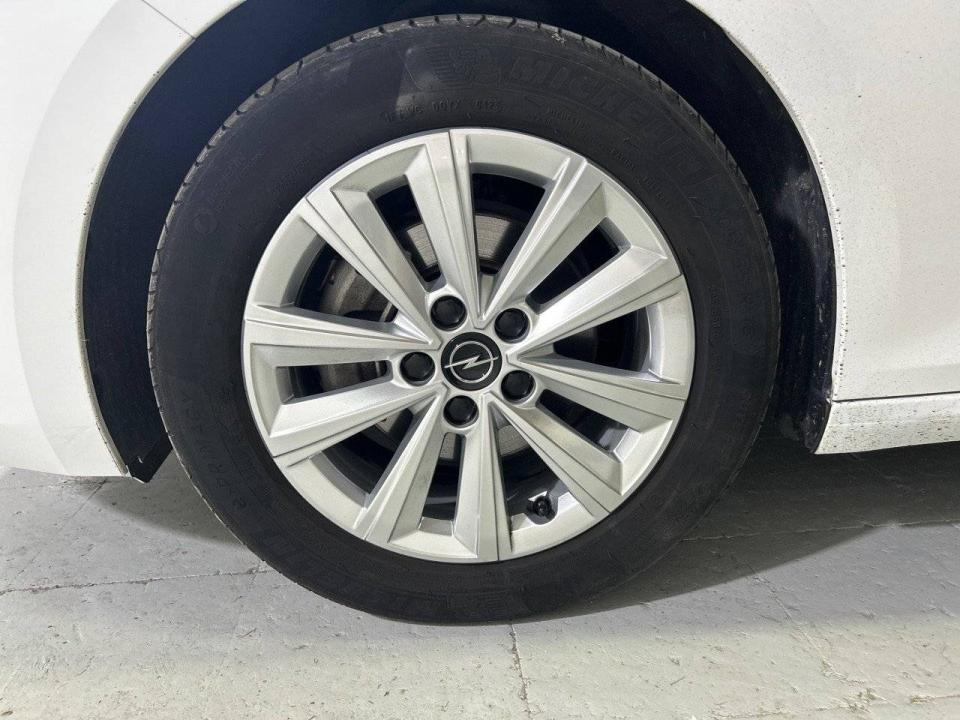 Opel Astra 1.2T XHT 96kW (130CV) Edition