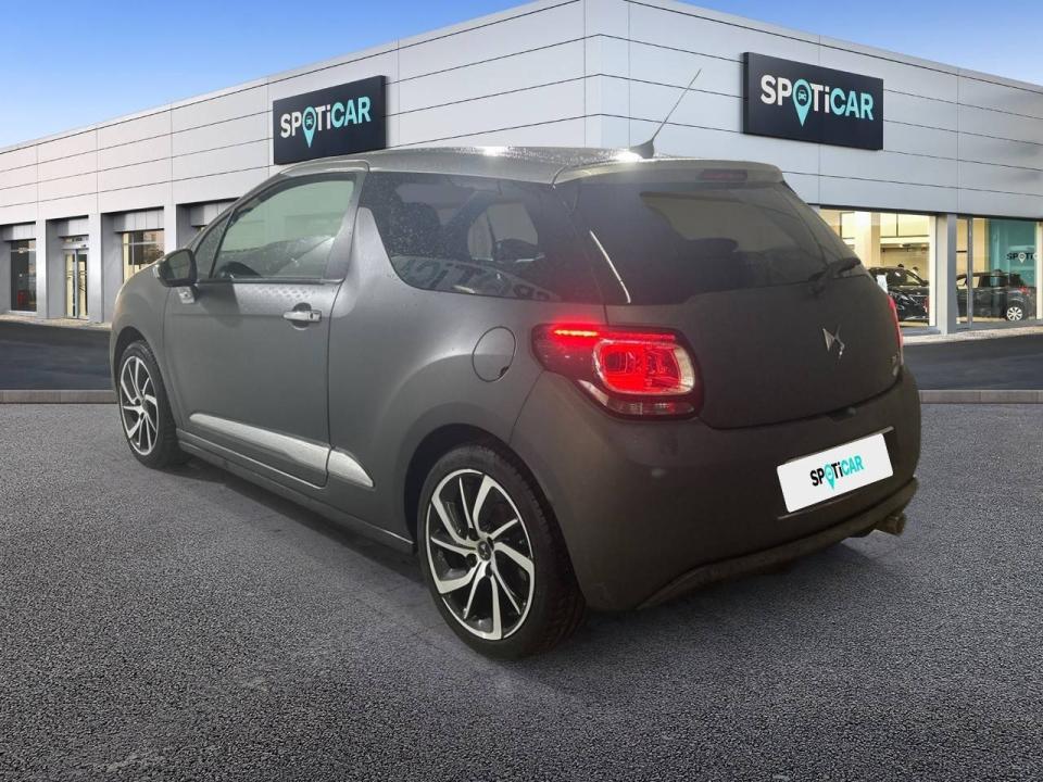 DS DS 3 PureTech 81kW (110CV) S&S Dark Side