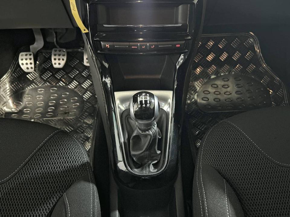 DS DS 3 PureTech 81kW (110CV) S&S Dark Side