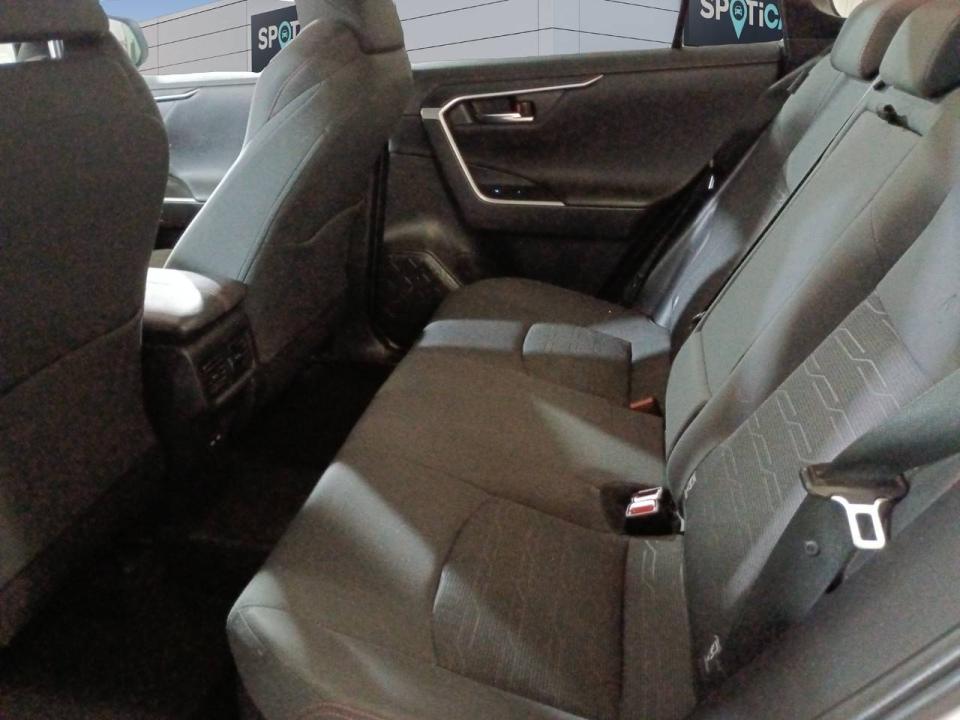 Toyota Rav4 2.5l PLUG-IN 300PH (e-CVT) Advance