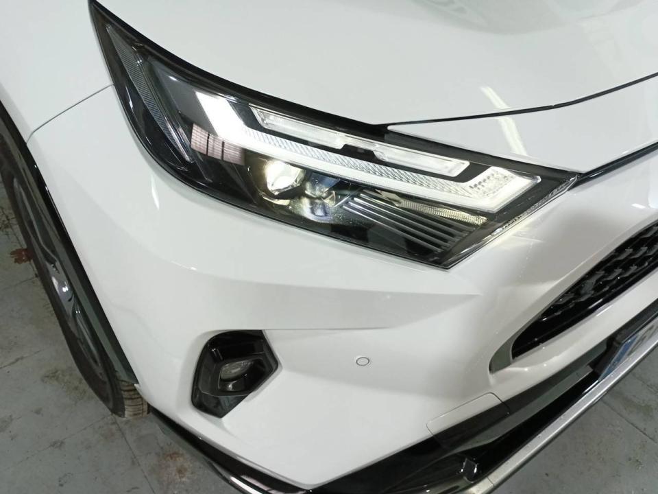 Toyota Rav4 2.5l PLUG-IN 300PH (e-CVT) Advance