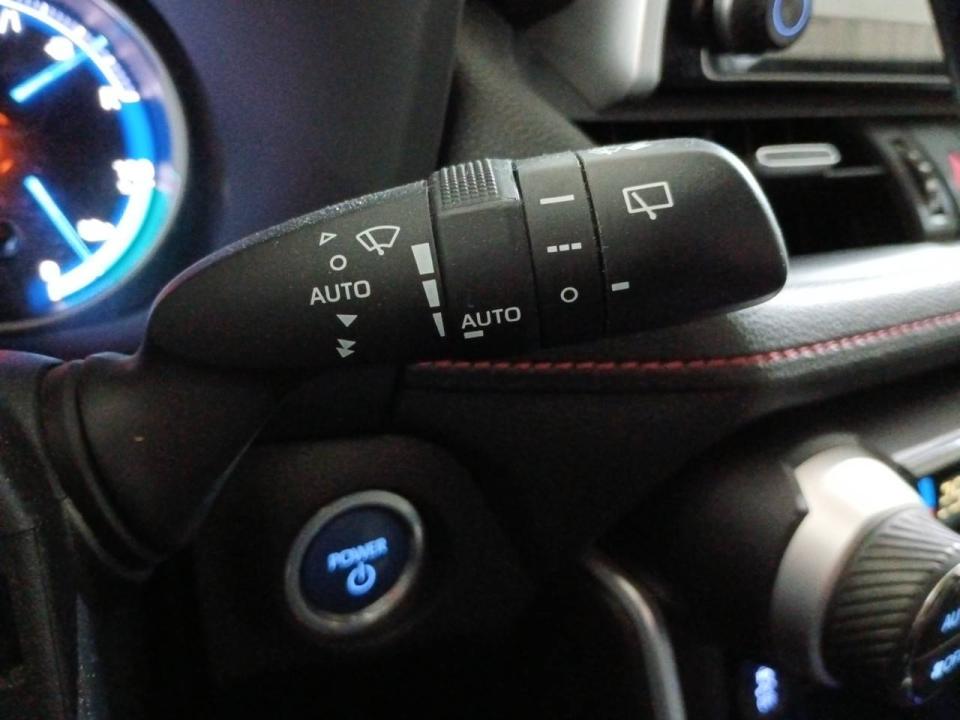 Toyota Rav4 2.5l PLUG-IN 300PH (e-CVT) Advance