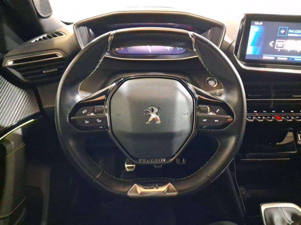 Peugeot 2008 GT Line Puretech 130 S&S BVM6