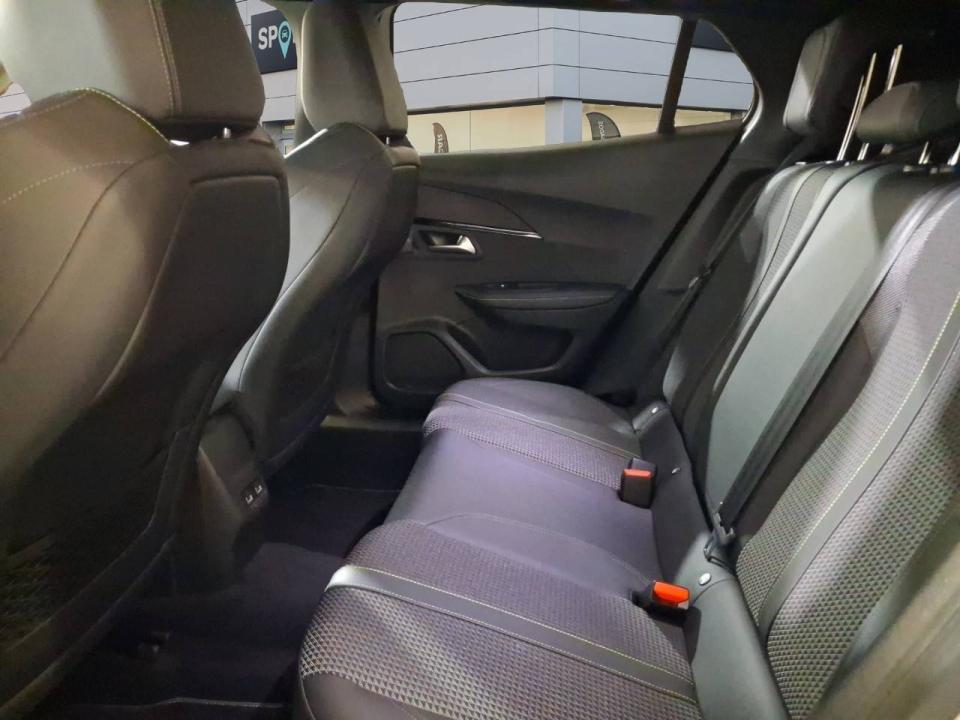 Peugeot 2008 GT Line Puretech 130 S&S BVM6