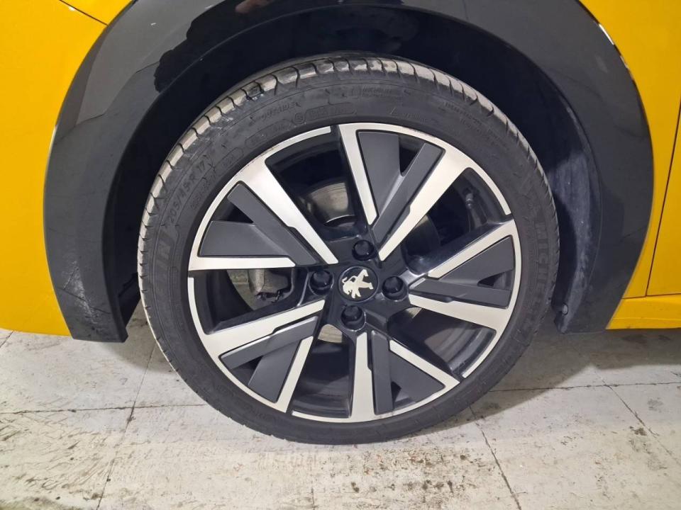 Peugeot 208 PureTech 73kW (100CV) EAT8 GT Line