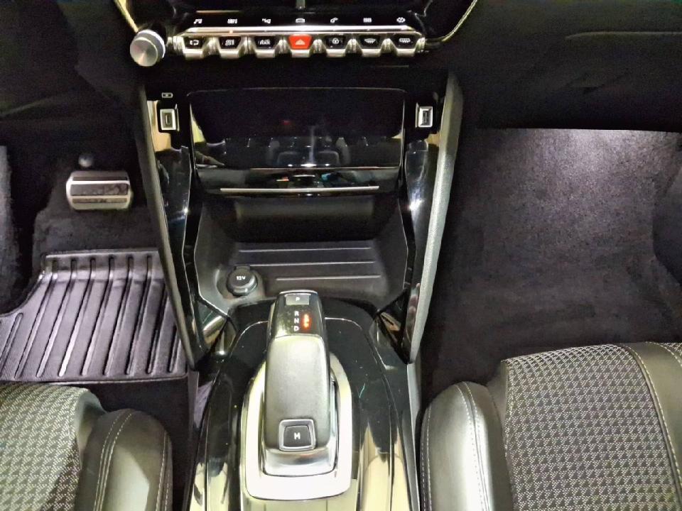 Peugeot 208 PureTech 73kW (100CV) EAT8 GT Line