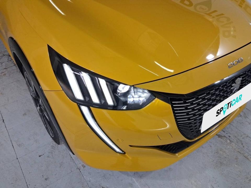 Peugeot 208 PureTech 73kW (100CV) EAT8 GT Line