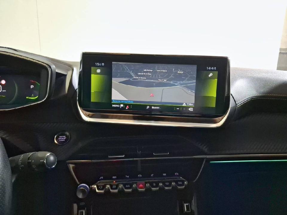 Peugeot 208 PureTech 73kW (100CV) EAT8 GT Line