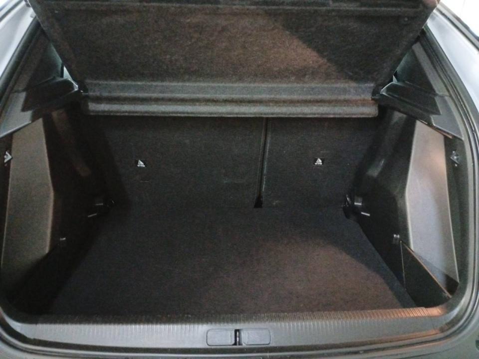 Peugeot 2008 Allure Gasolina 100 S&S 6 Vel. MAN