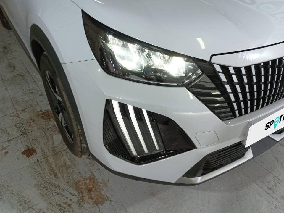 Peugeot 2008 Allure Gasolina 100 S&S 6 Vel. MAN