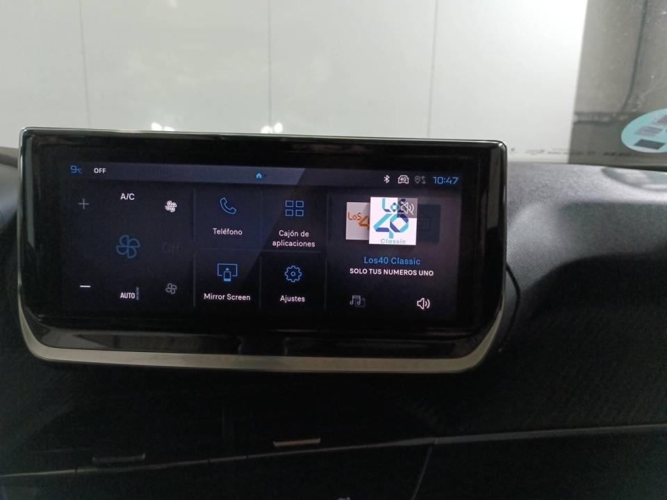 Peugeot 2008 Allure Gasolina 100 S&S 6 Vel. MAN
