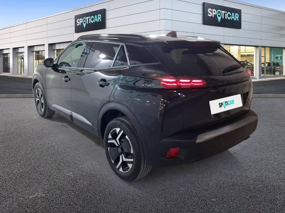 Peugeot 2008 Allure Gasolina 100 S&S 6 Vel. MAN