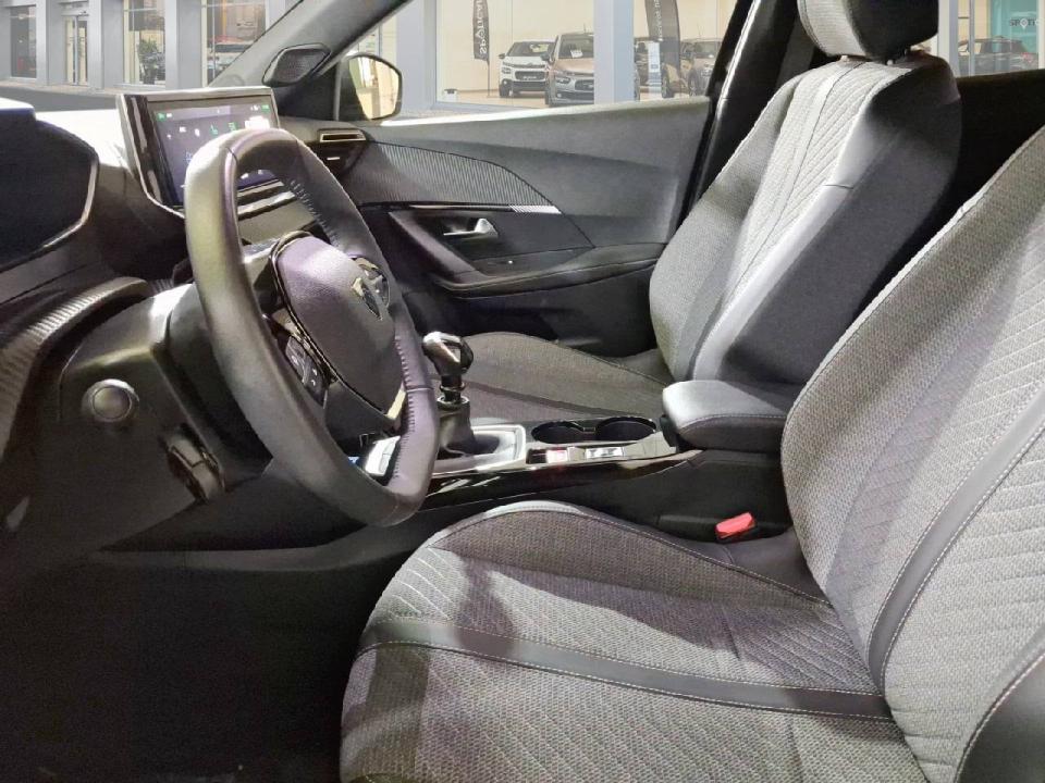 Peugeot 2008 Allure Gasolina 100 S&S 6 Vel. MAN