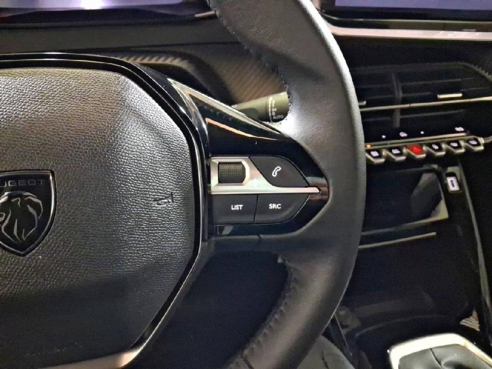 Peugeot 2008 Allure Gasolina 100 S&S 6 Vel. MAN