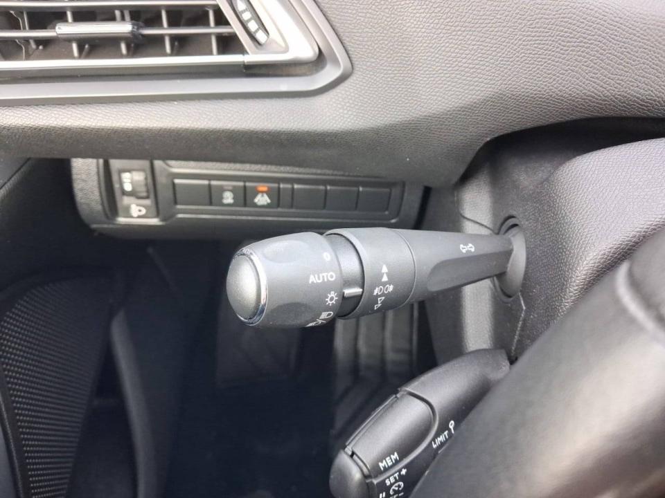 Peugeot 308 SW Style 1.2 PureTech 81kW (110CV)