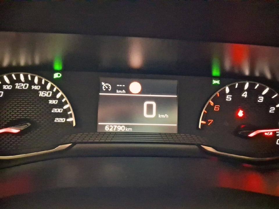 Peugeot 2008 Active Pack Puretech 100 S&S 6 Vel. MAN