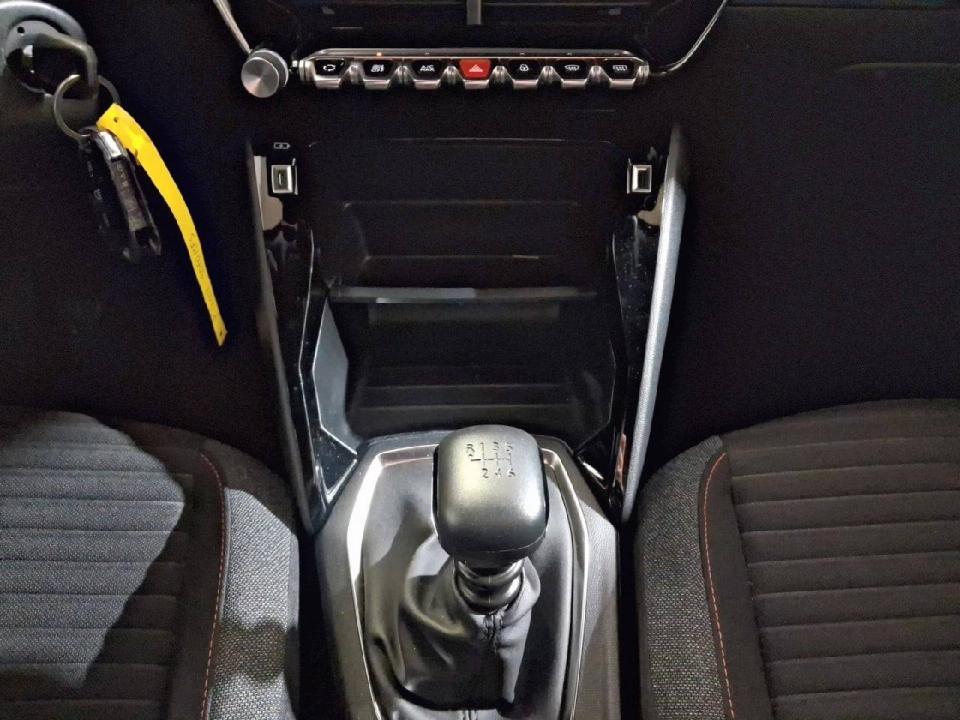 Peugeot 2008 Active Pack Puretech 100 S&S 6 Vel. MAN