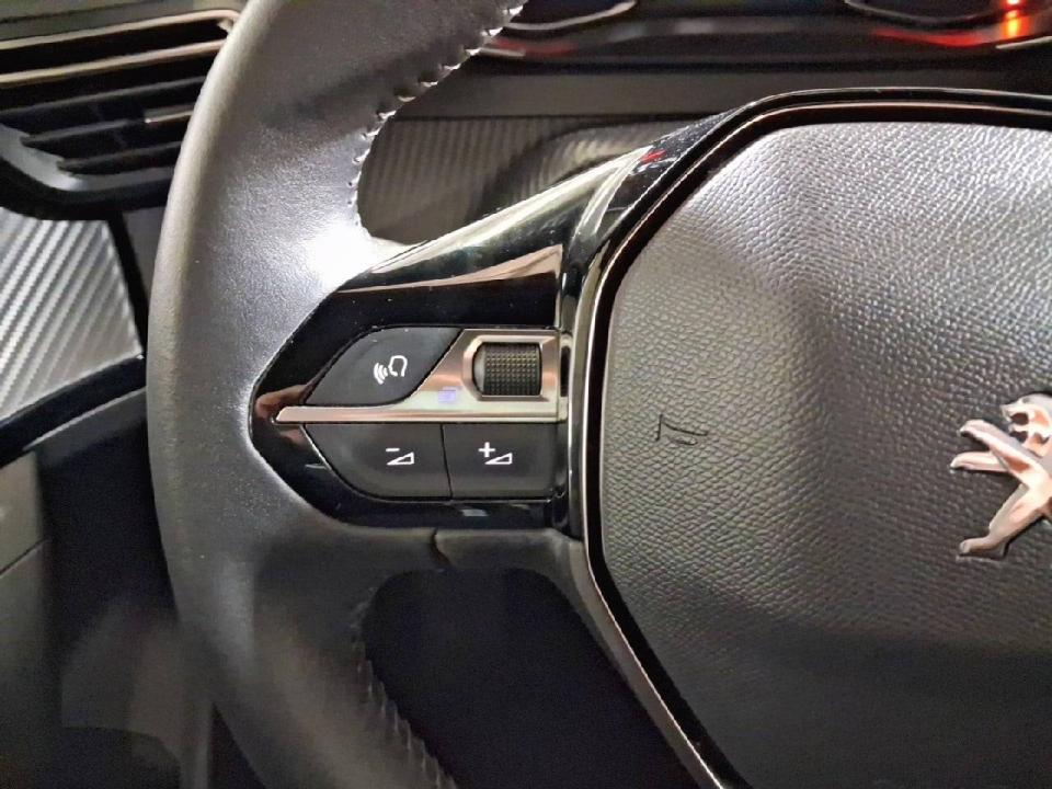 Peugeot 2008 Active Pack Puretech 100 S&S 6 Vel. MAN