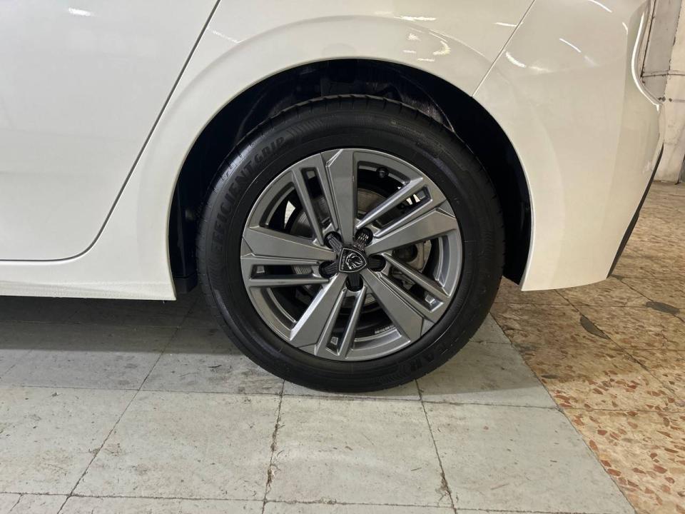 Peugeot 308 5P Active Pack Puretech 130 S&S EAT8