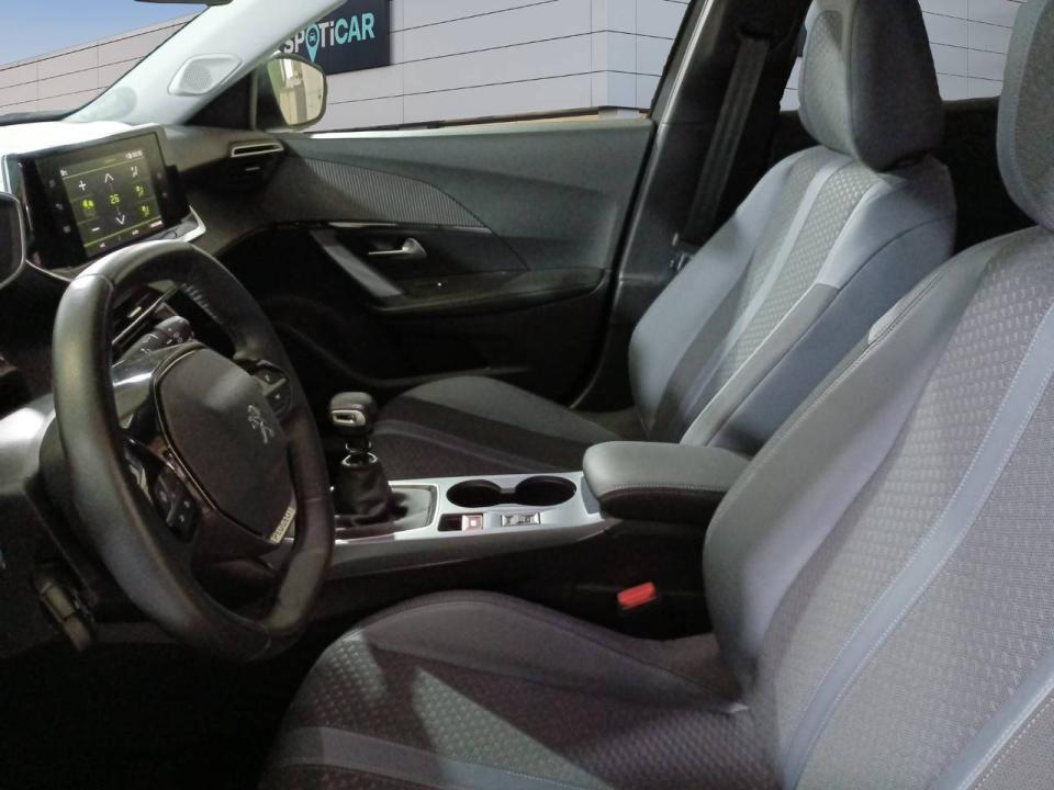 Peugeot 2008 Allure Puretech 130 S&S BVM6