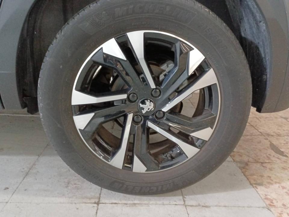 Peugeot 2008 Allure Puretech 130 S&S BVM6